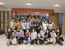 華南師范大學(xué)旅游學(xué)院移動課堂到訪綠沁，雙方就校企合作進行研討